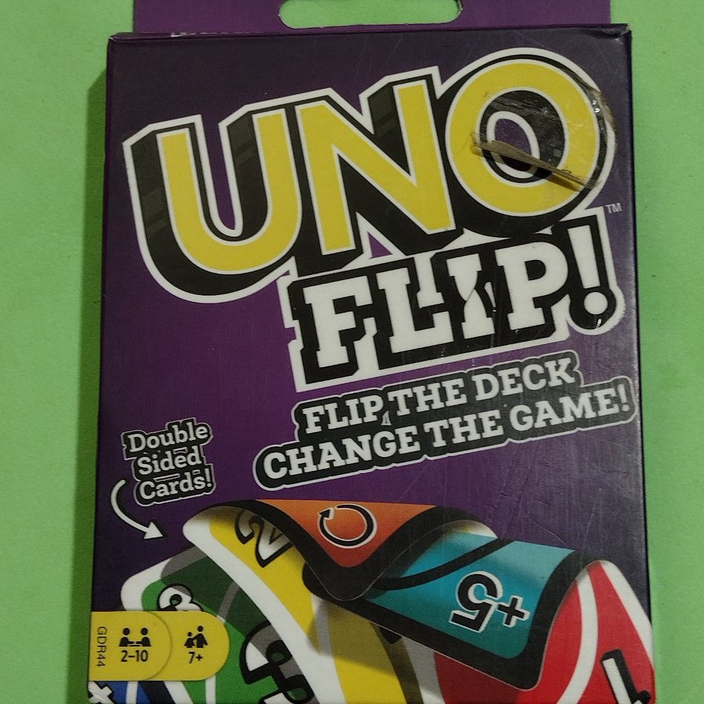 Mattel Uno Flip Card Game New and Sealed